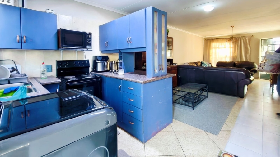 2 Bedroom Property for Sale in Grimbeeck Park North West
